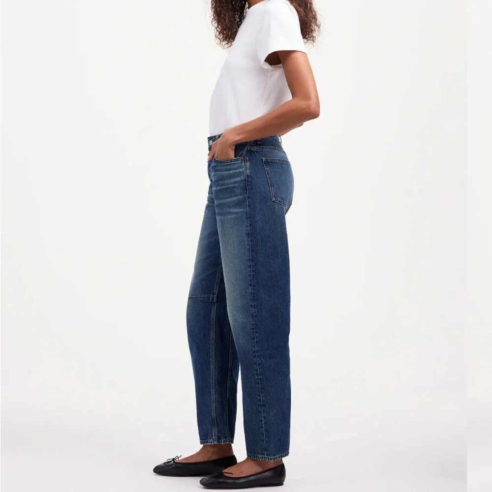 Madewell Darted Barrel Leg Jean (27) - Picture 3 of 14